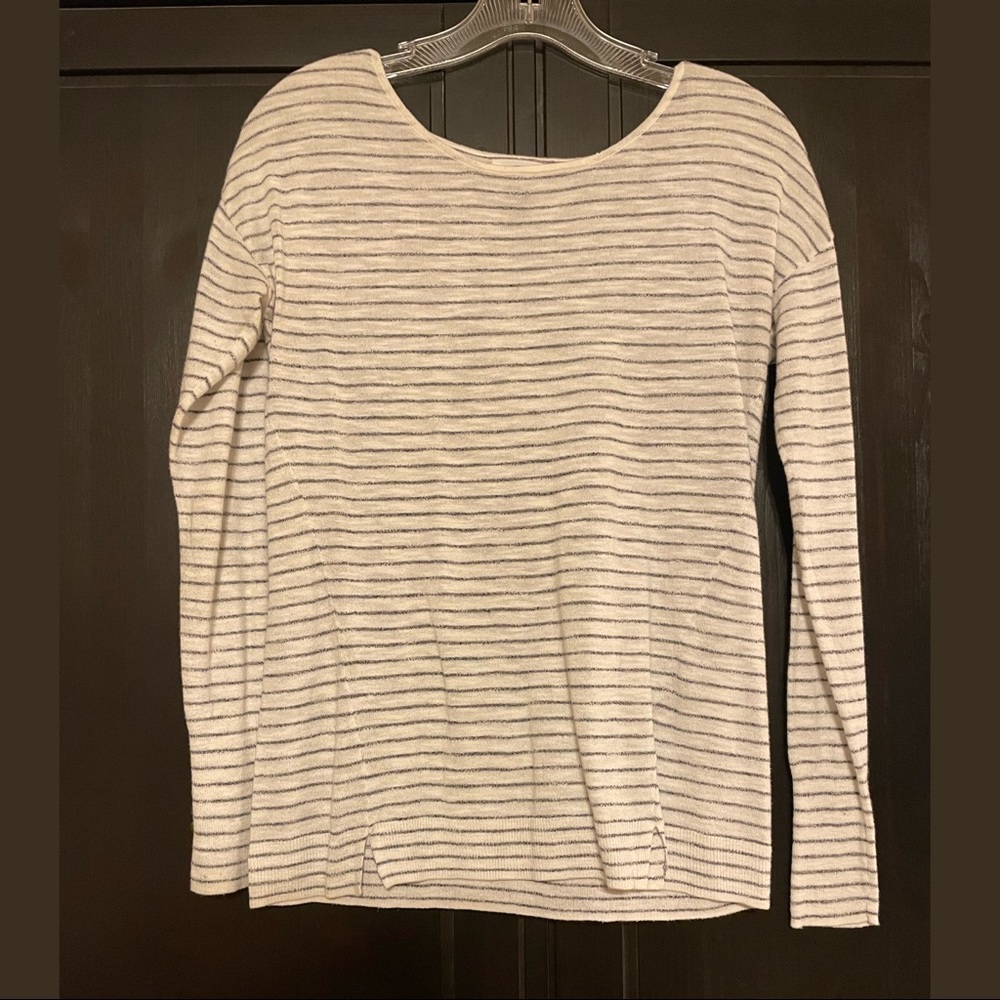 Old Navy sweater